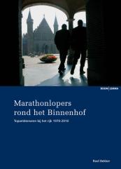 Marathonlopers rond het Binnenhof